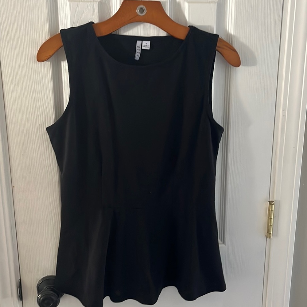 Elle textured peplum tank